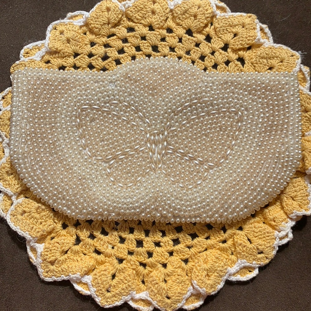 Vintage La Regale Product Japan Pearl change purse